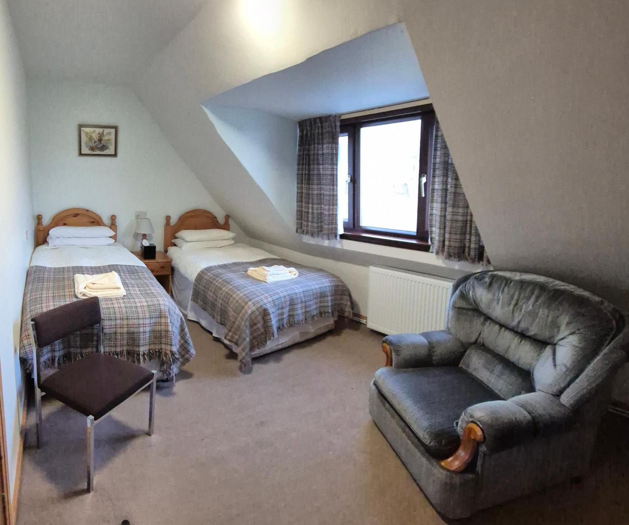 Doune Braes Hotel Breasclete Extérieur photo